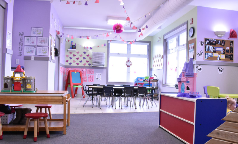 classroom-at-the-toy-box-at-the-mcdougall-location-2