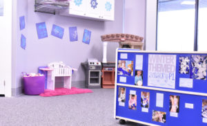 hallway-in-the-toy-box-at-howard-8